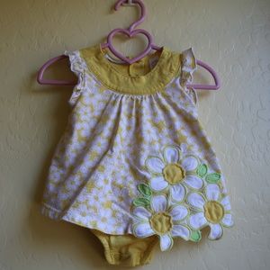 Yellow Daisy Dress Onesie 0-3m